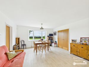 Kitchen/Dining Room- click for photo gallery